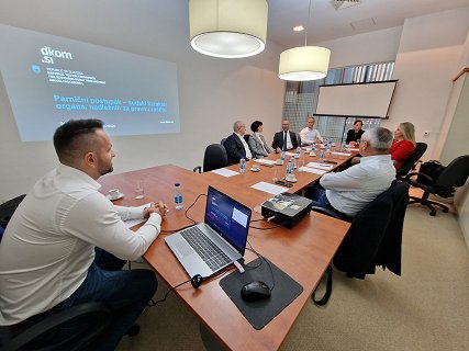 Delovni obisk Državne revizijske komisije na Uradu za revizijo postopkov oddaje javnih naročil Bosne in Hercegovine
