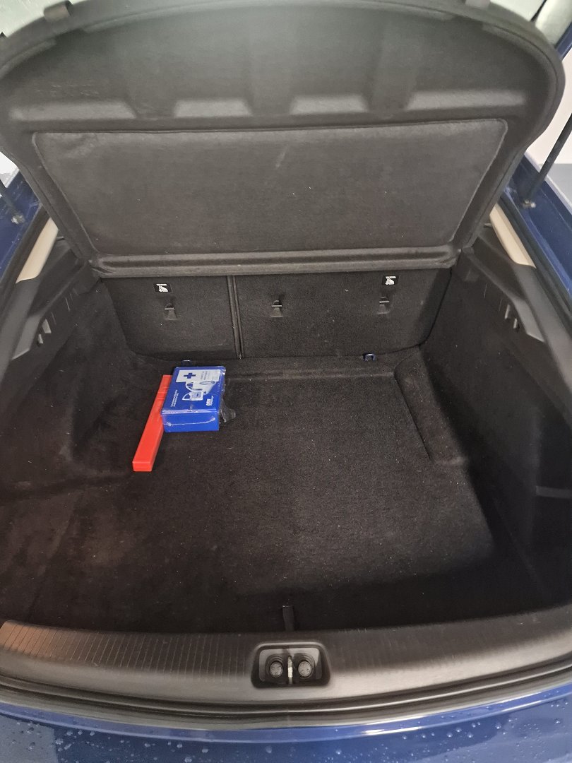 Službeno vozilo Opel Insignia Grand Sport 1.5 turbo (foto 5)